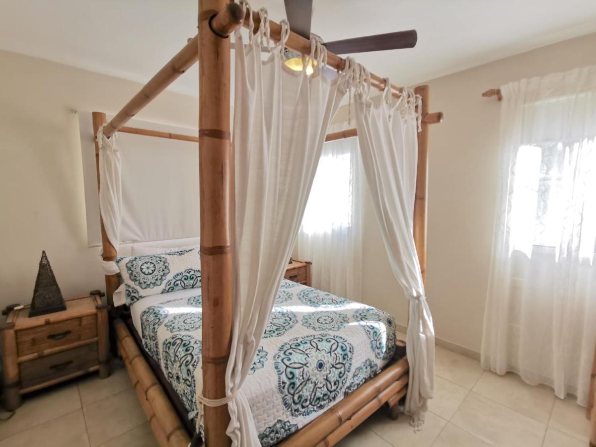 Tropical Village Playa Los Corales Пунта-Кана Екстер'єр фото